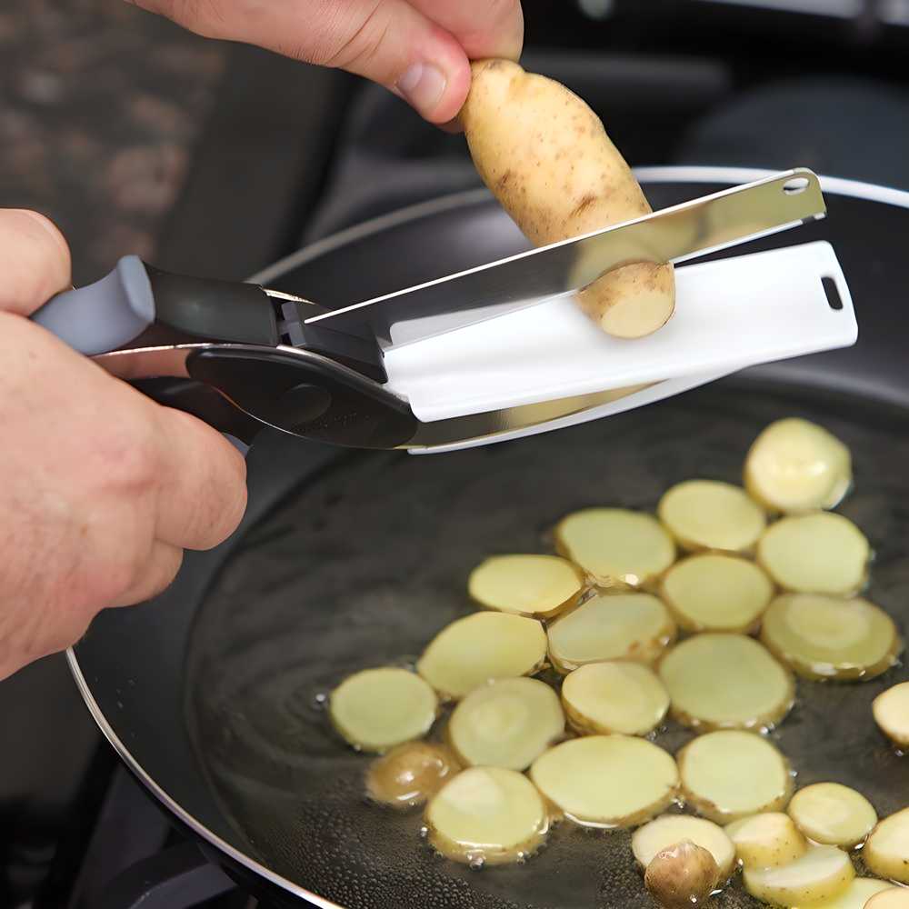 2-in-1 Cleaver Cutter – Kitchen Knife & Cutting Board Scissors Combo